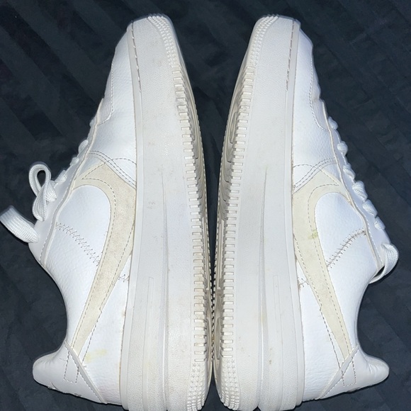 Women’s Size 9 NIKE AIR FORCE 1 SHOES - Picture 6 of 16